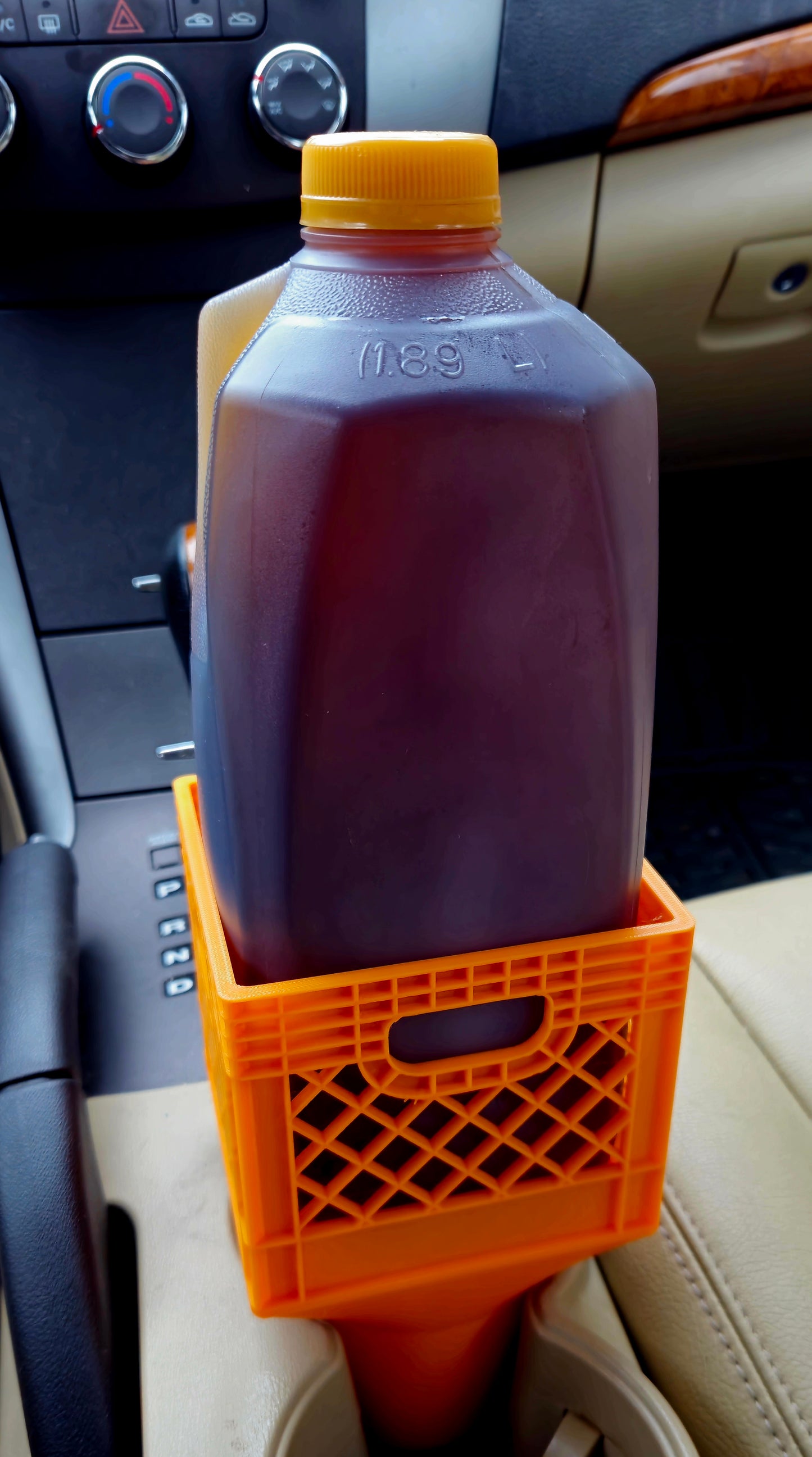 Quart Sized Iced Tea Cup Holder